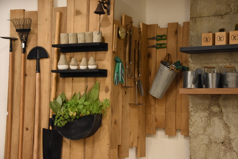 Kitchen Yard on Saturday Night
